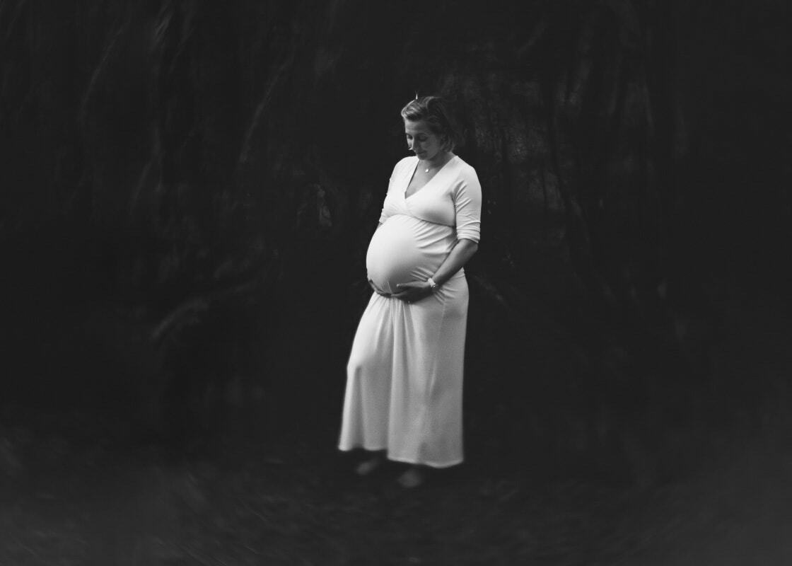 Red woods maternity photography